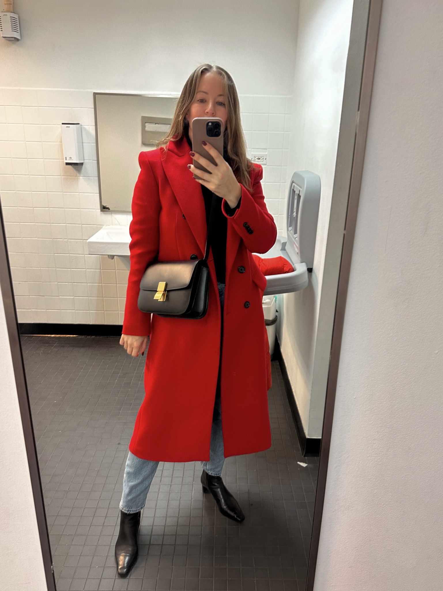 Coat runs TTS. I am in a small. Currently 30% off with code EXTRA30