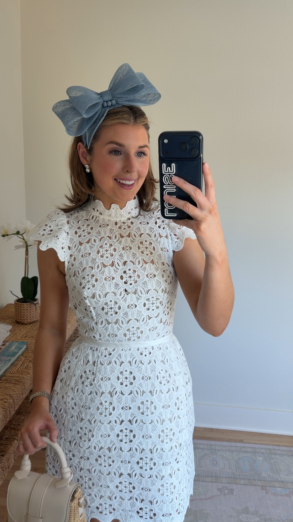Outfit idea for the Kentucky derby! Wearing a 2 in dress