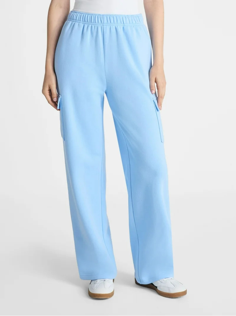 No Boundaries Fleece Cargo Wide-Leg Pants, 30'' Inseam, Women's | Walmart (US)