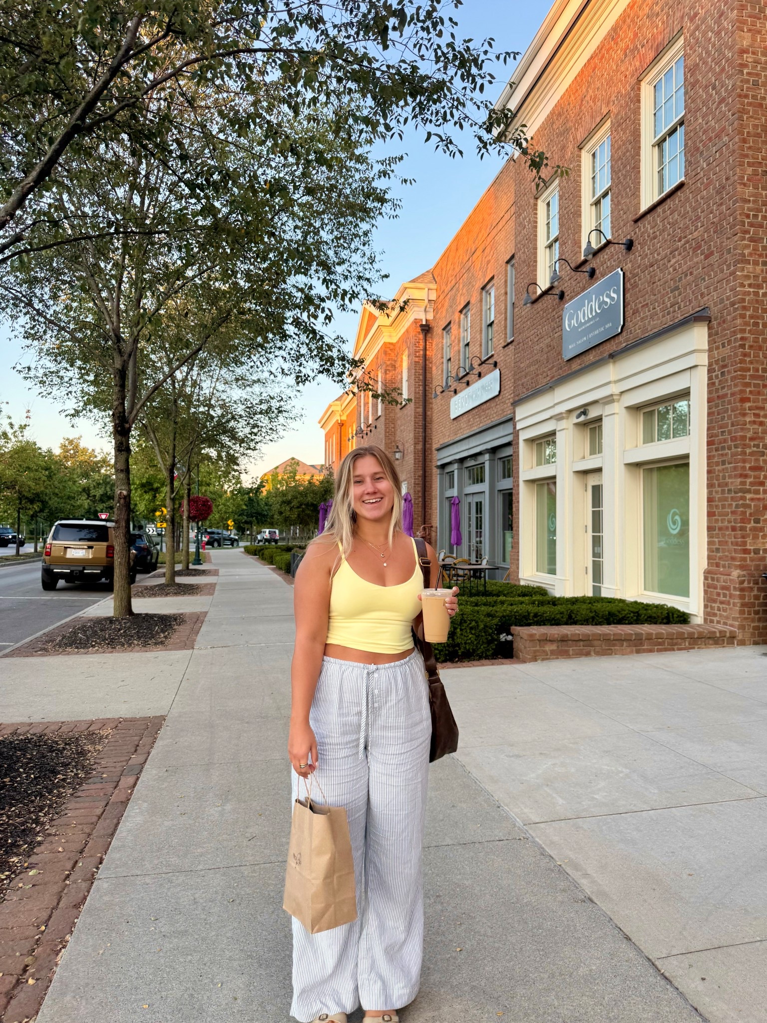 PTULA code ‘danielle’ 

top: medium 
bottoms: medium 