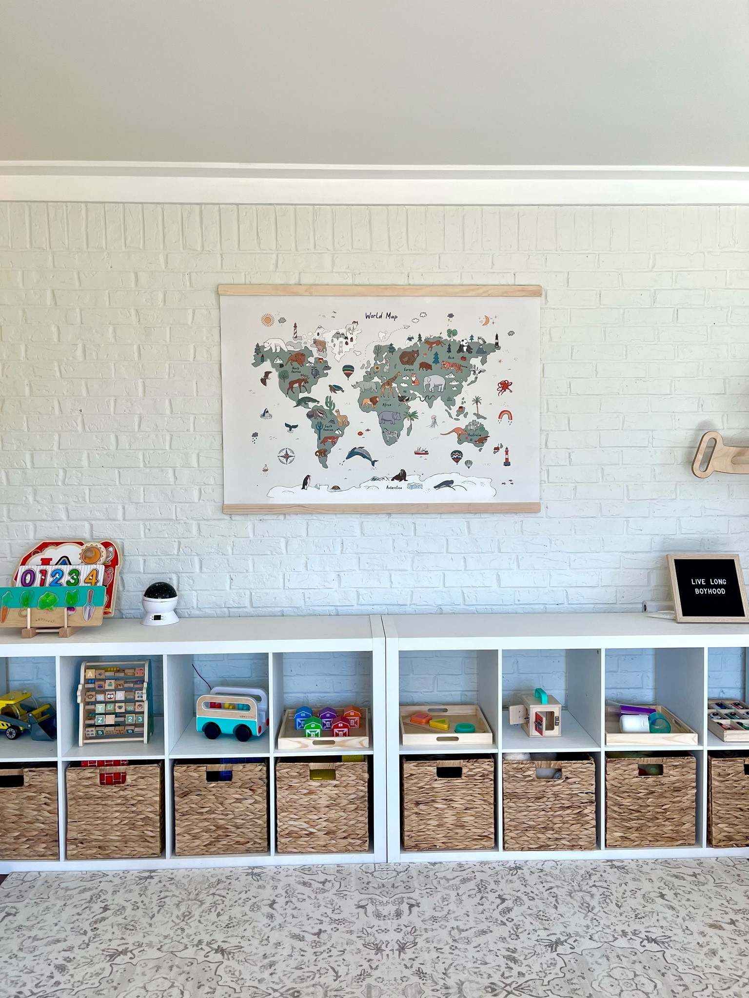 8-cube bookshelf! 

#LTKbaby #LTKfamily #LTKkids