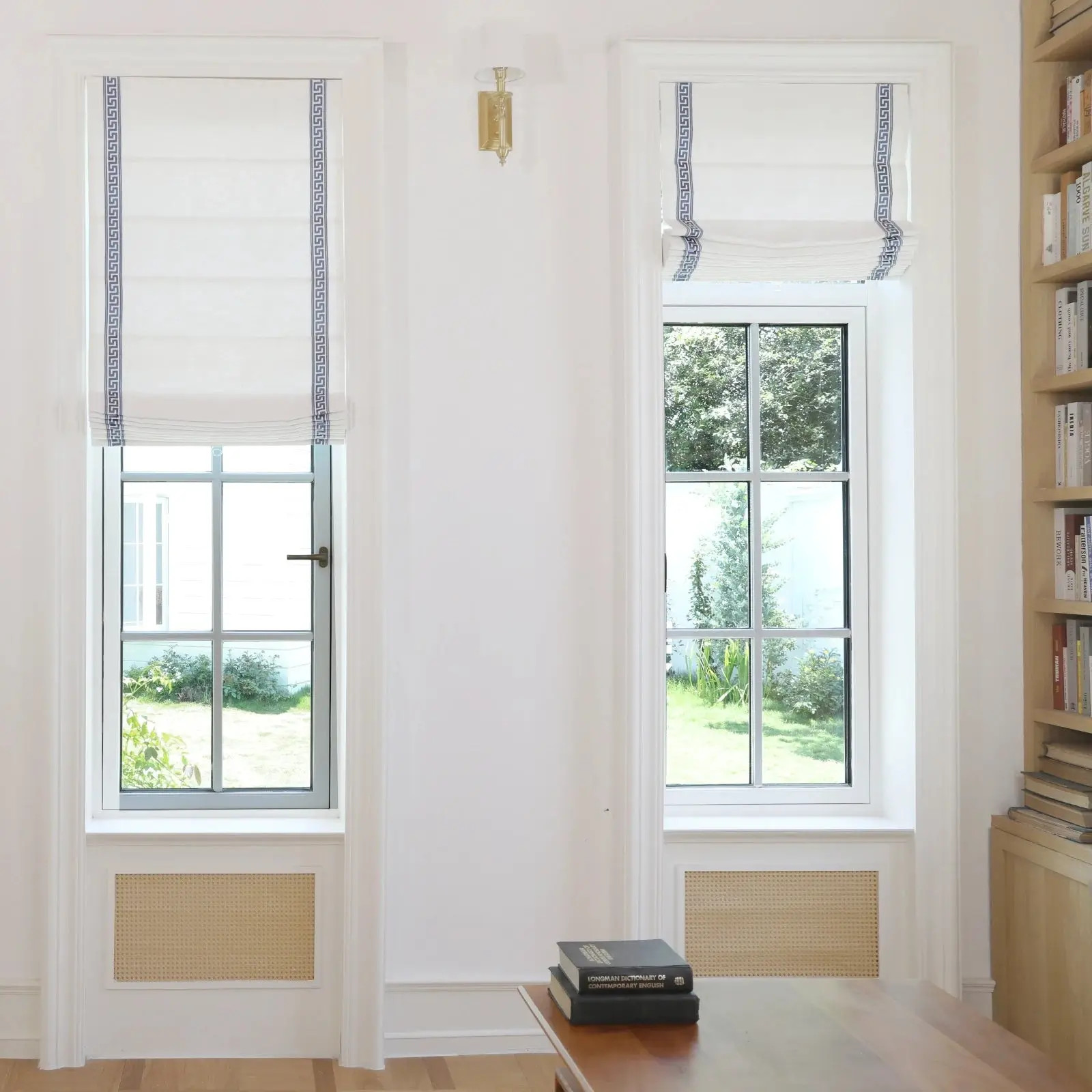 Custom Roman Shade with Trim Border Cordless | TWOPAGES