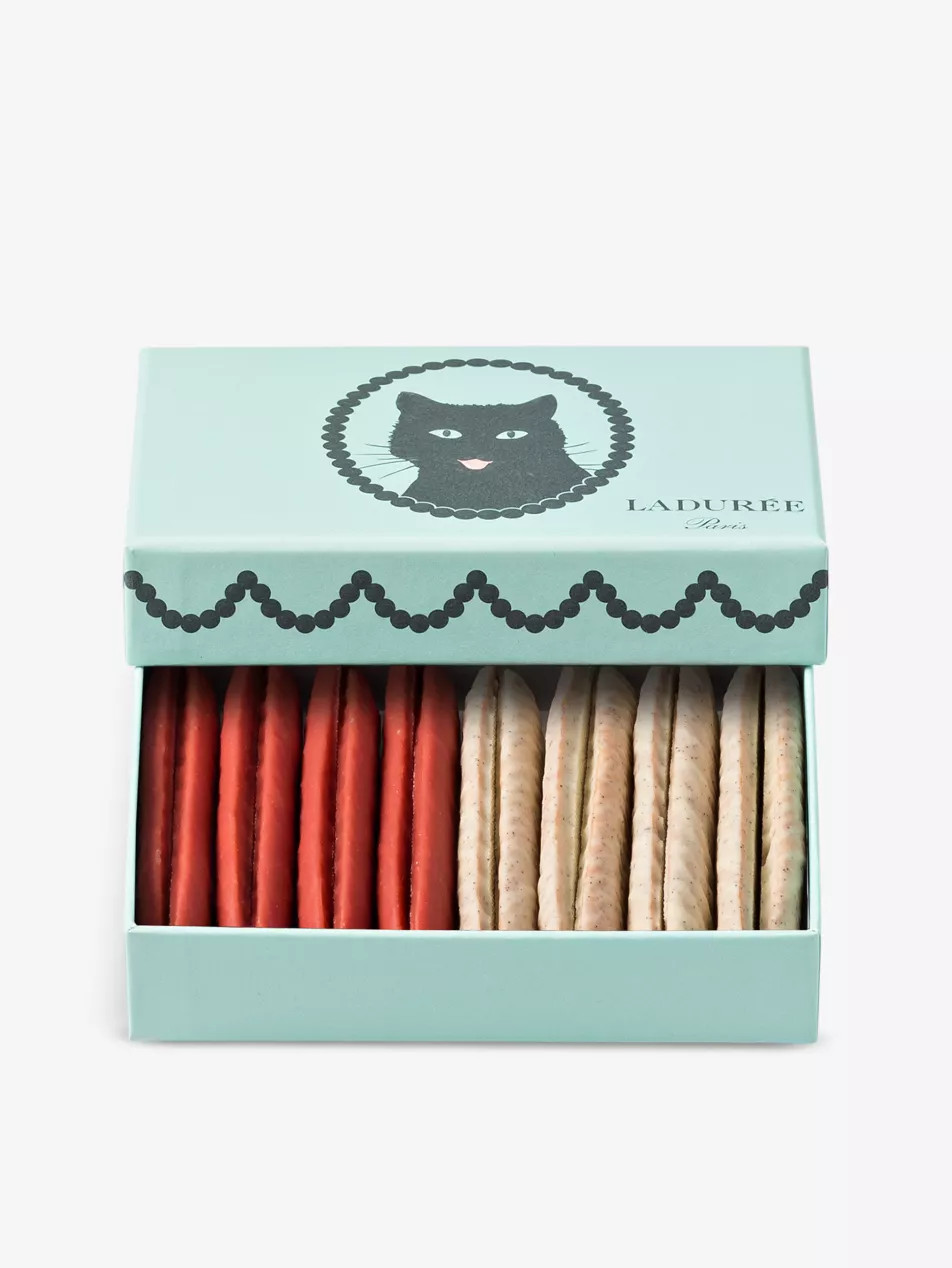 Box Langue De Chat Vanilla Strawberry box of biscuits 138g | Selfridges