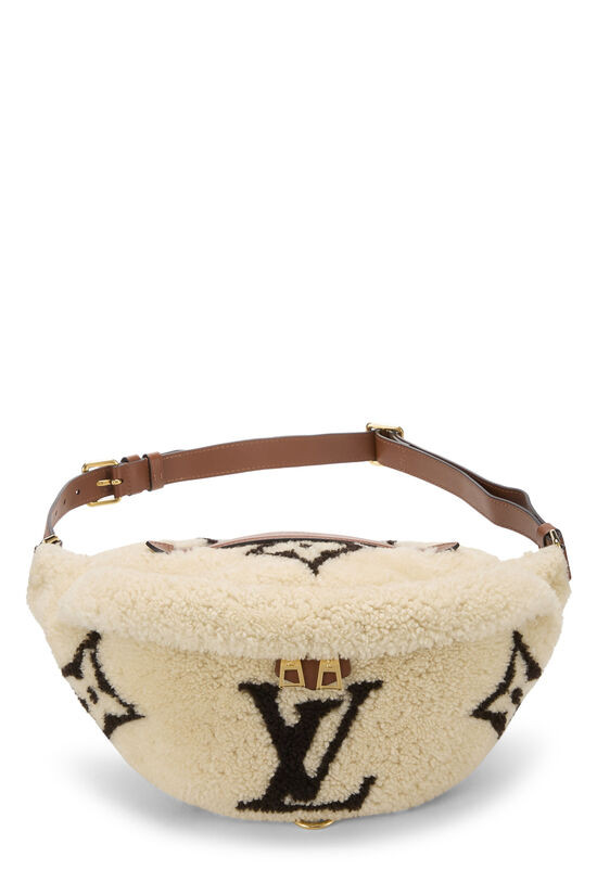 Louis Vuitton Natural Shearling Monogram Teddy Bumbag QJAJUA3I0B001 | WGACA | What Goes Around Comes Around