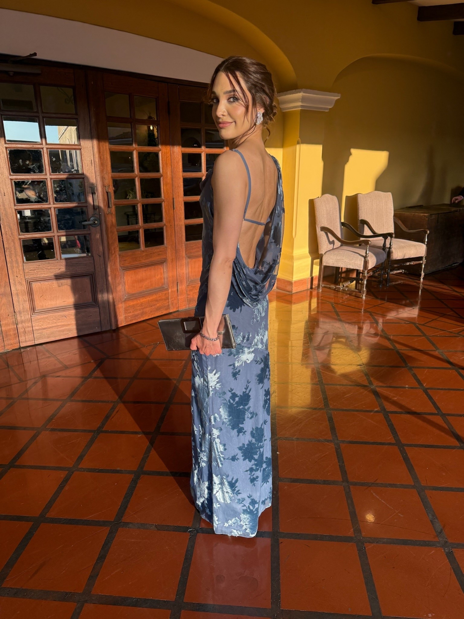 Romantic summer nights 💙 A dreamy floral maxi dress paired with effortless elegance.

#LTKgrwm #LTKootd #LTKNYFW