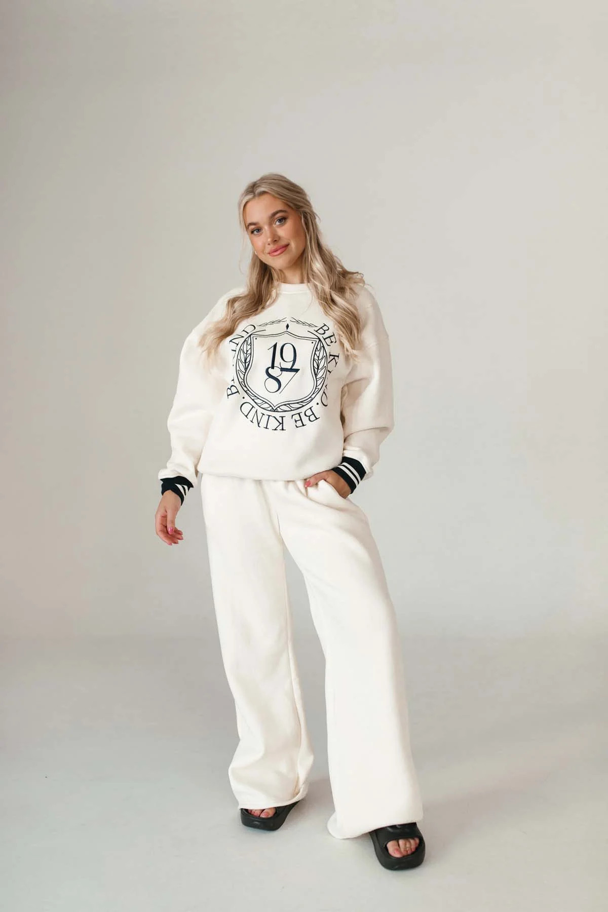 Tanner Ivory Sweatpants | The Post