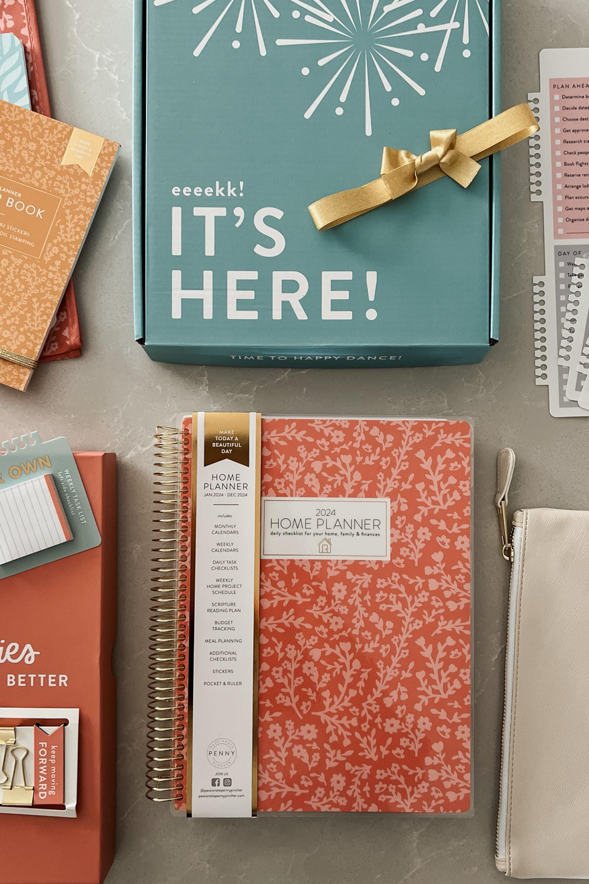 I’m sure you can imagine my glee.

The unboxing video with all the details is up (on YT) so we can delight together. New products are available @passionatepennypincher including an incredible Work Planner for us juggler moms.

#passionatepennypincher #homeplanner #plannerlayout #planneraddict #planningcommunity #plannerunboxing #homeschoolmom #homemaker #homeeducator #homeschoolblogger #homeschoolyoutuber #planneraccessories #planningmom #plannerlife #plannerlove