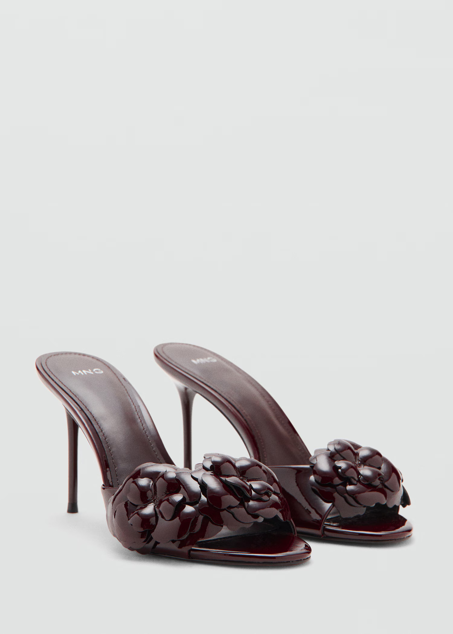 Patent leather floral heeled sandals | MANGO (UK)