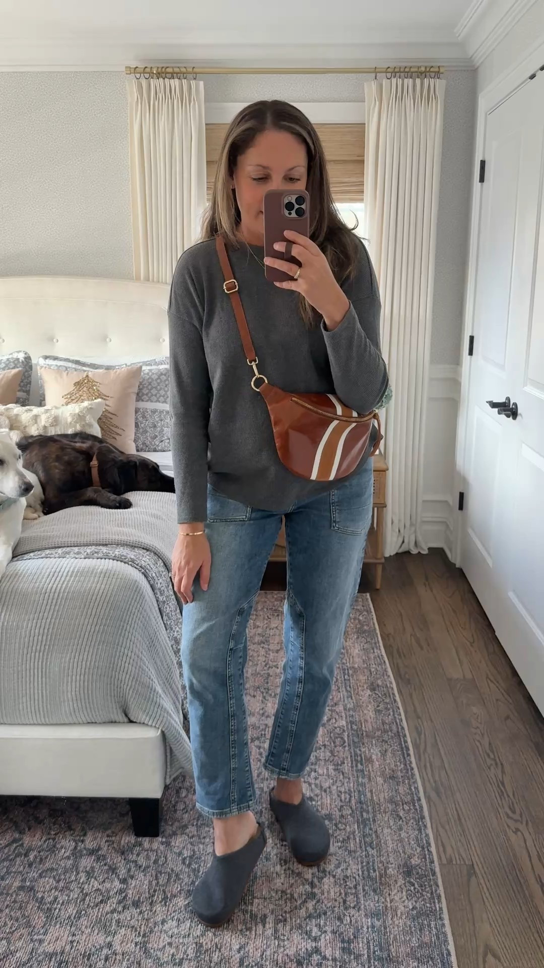 Today’s OOTD! My go-to pair of Pilcro  jeans from Anthropologie, cozy Rothy’s clogs and the perfect crossbody bag. 

#LTKFindsUnder100 #LTKmomlife #LTKootd