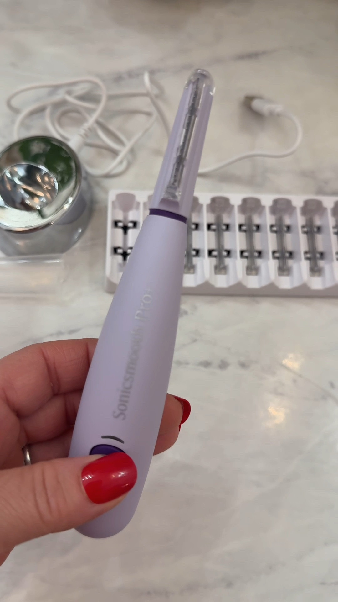 Say bye-bye to the little razors to remove peach fuzz that can cause irritation- This dermaplaning tool removes peach fuzz and dead skin cells to provides a smooth surface for makeup application. 

What’s included:
• Sonicsmooth dermaplaning tool
• Stainless single-use dermaplaning blades tips 8 single
• Charging-storage cradle
• USB cable


@michaeltoddbeauty  #sponsored

#LTKBeauty #LTKselfcare #LTKSaleAlert