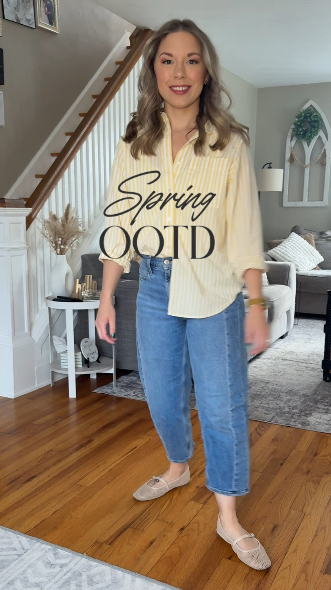 The sun is untortunately not out, but this look is giving all the spring / sunshine vibes
Top- thrifted (L.L Bean ) linked a similar option 
Tank-, Jeans & Shoes @Old Navy Bag- emmafy
#ootd #springfashion #ugc #fashion #thrifted

#LTKPetite #LTKootd #LTKmomlife