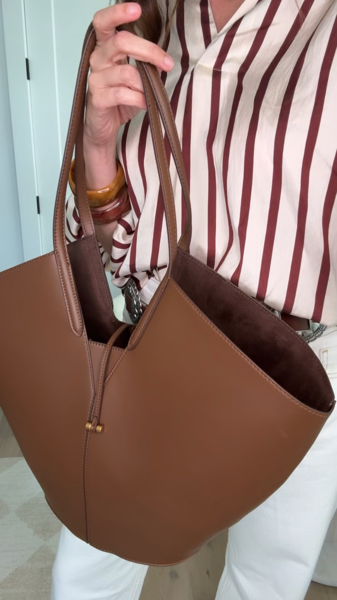 large bag i am loving 

#LTKootd #LTKOver40 #LTKgrwm