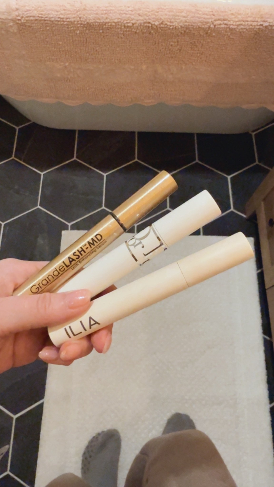 my go-to lashes 🤍
length + volume without feeling heavy
wear daily + always repurchase

everything is linked ✨
don’t forget code SPRINGSALE at checkout

#sephora #sephorasavingsevent #lashes

#LTKOver40 #LTKSaleAlert #LTKBeauty