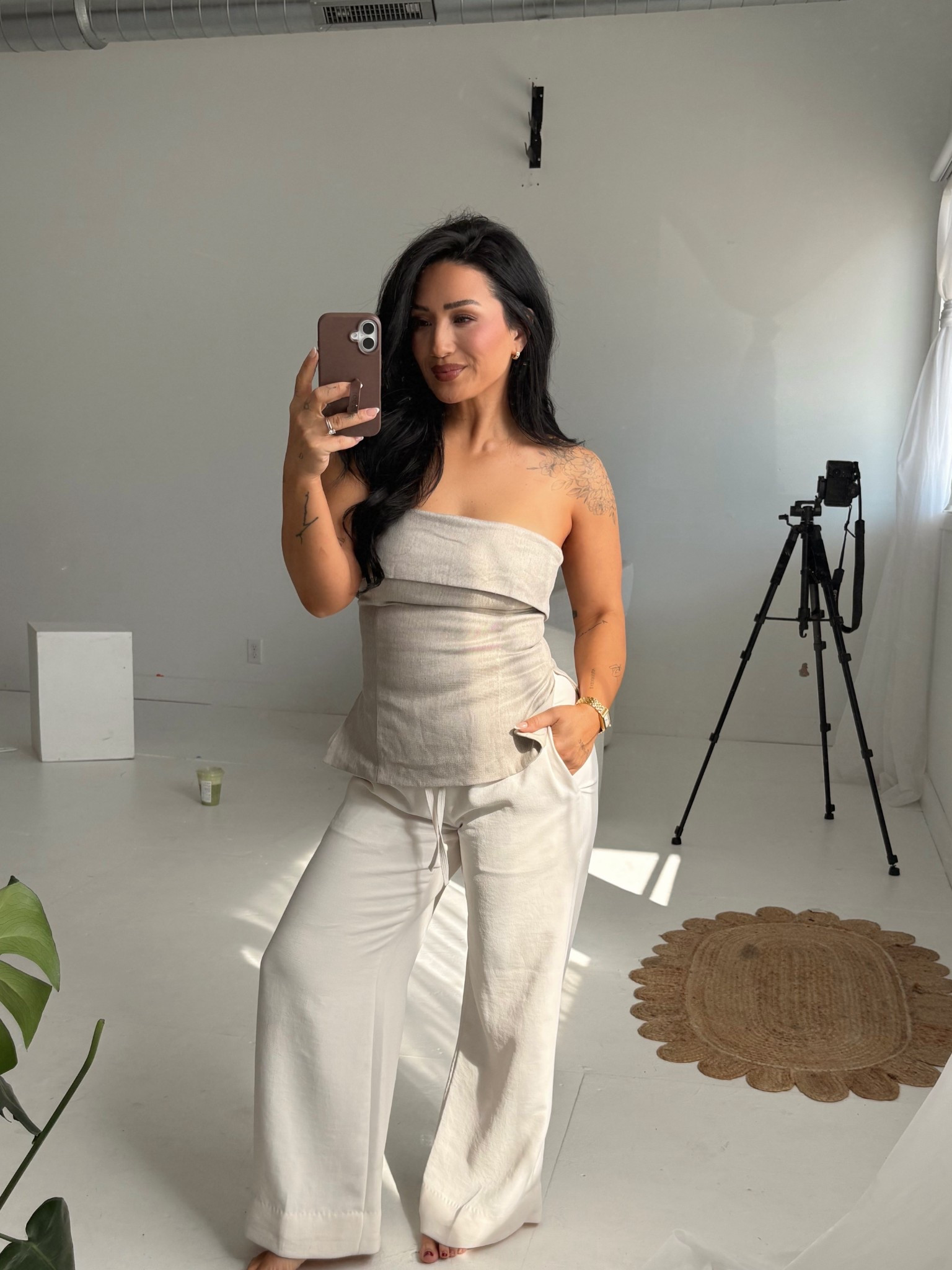 This outfit calls for a crisp glass of wine and a patio stat.

Top || 4 
Pants || small 