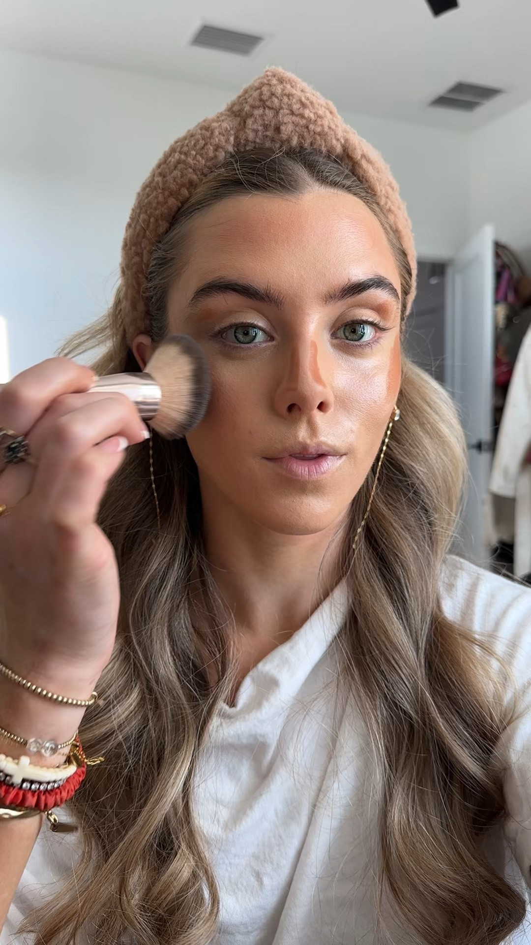 Code SLOANE on @dibsbeauty. The original cream and powder duo brush! With a 58,000 person waitlist and a favorite of The Today Show - meet our iconic Duo Brush Face! Perfect for blending, setting, building & smoothing, the Duo Brush Face features a large rounded brush head for powder products and a slightly denser, angled brush head for cream products. Made with high quality synthetic brush hairs, this dual-ended tool goes where you go. Powder or cream or in-between, this brush does it all seamlessly, in the flick of a wrist

#LTKFindsUnder50 

#LTKSaleAlert #LTKBeauty #LTKgrwm