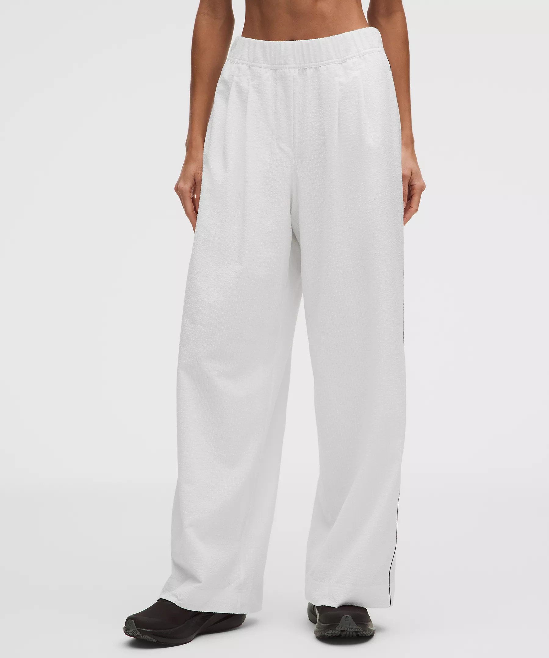 Seersucker WovenAir High-Rise Pleated Pant | lululemon (CA)
