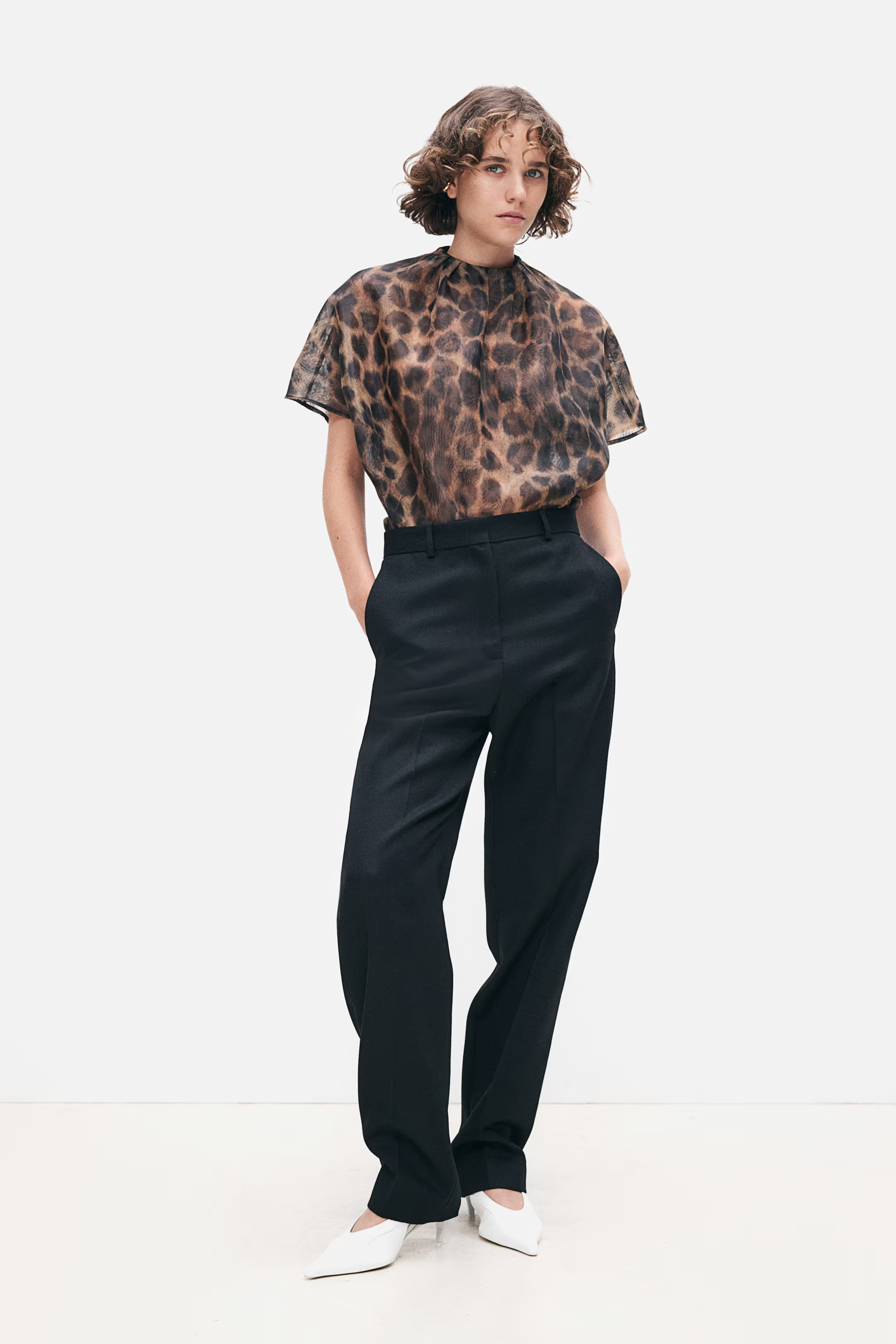 Pleat-Detail Organza Blouse - Round Neck - Short sleeve - Dark beige/leopard print - Ladies | H&M... | H&M (US + CA)