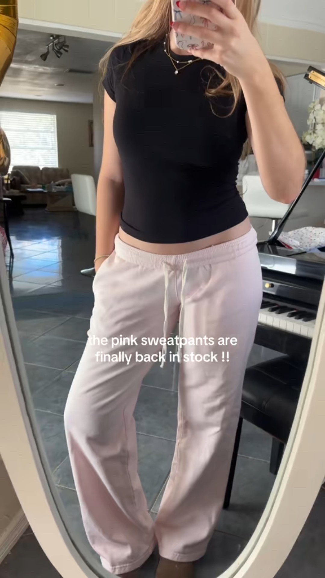 love these sweatpants 💖

#LTKootd #LTKValentine #LTKdayinmylife