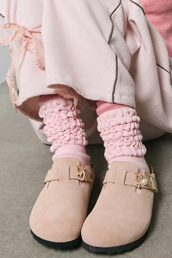 Birkenstock Women's Boston Suede Clog in Light Rose, Women's at Urban Outfitters | Urban Outfitters (US and RoW)