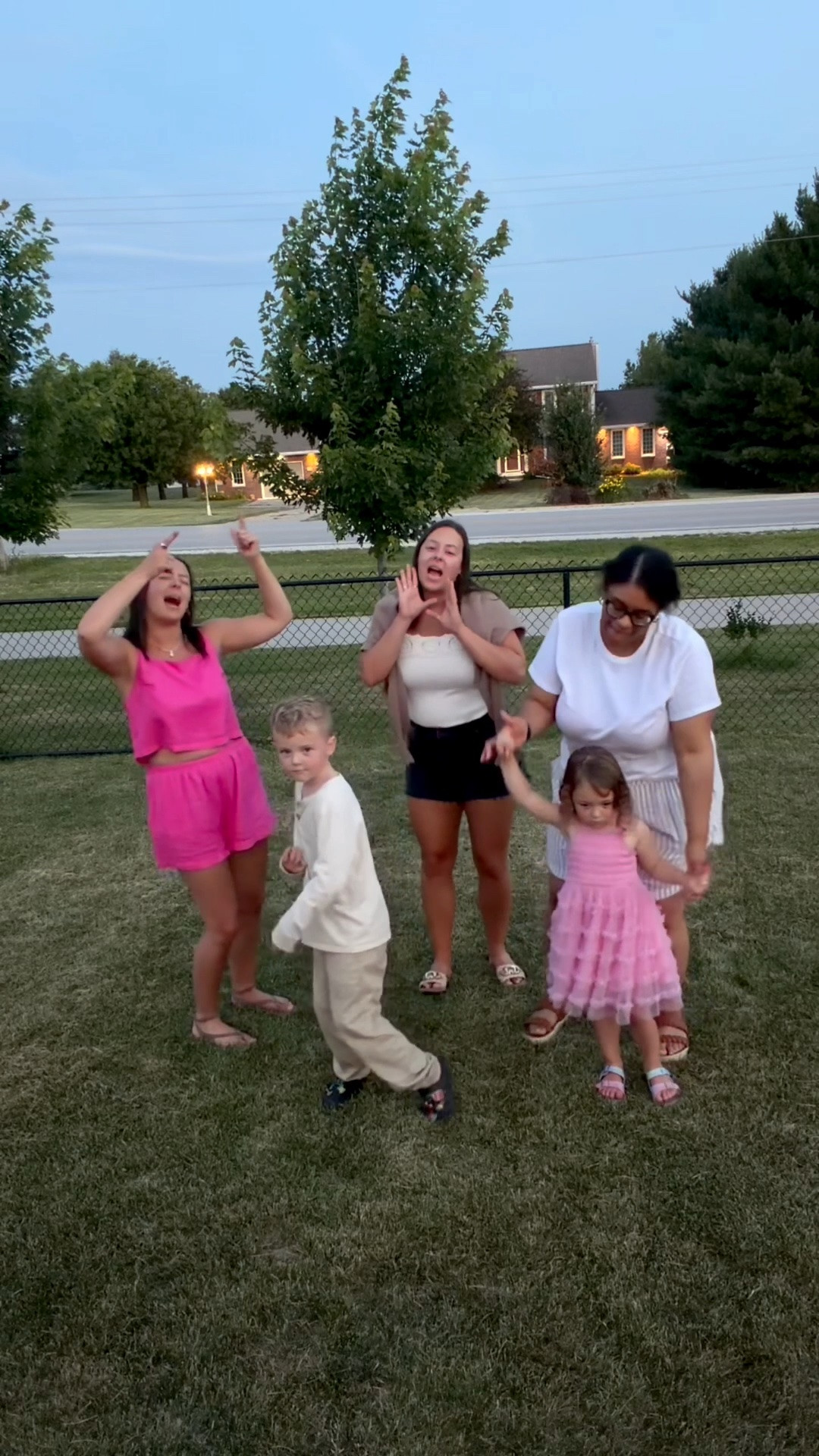 This two piece set is the perfect set for all the things! I love the color and fit. I am wearing my normal size medium. Plus, having a dance party in your backyard is always a good time!

#LTKdayinmylife #LTKootd