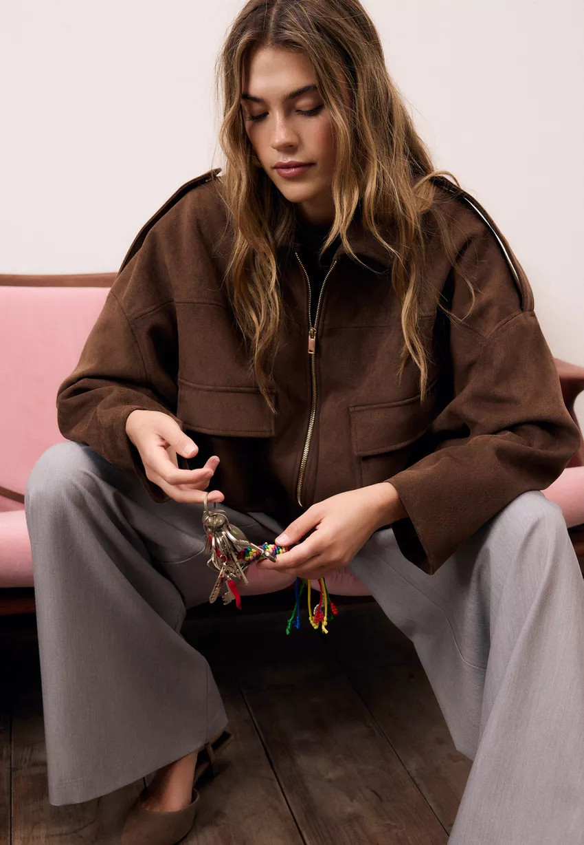 Blousonjacke in Wildlederoptik - Mode für Damen | Stradivarius Deutschland | Stradivarius DE