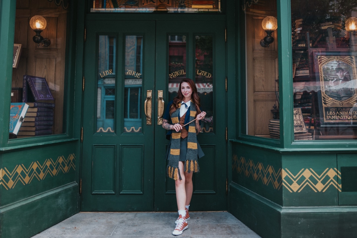 This is your sign to book @theverybusybee for a photo shoot at Epic Universe. 

Not only is she insanely talented, she’s an absolute gem of a human and will make you laugh non stop. She’ll also approach the Aurors with complete confidence and declare that you neglected to bring your wand permit and watch as the chaos ensues. 😆

I can’t wait to see you soon, Angel! 😘

@universalorlando @harrypotterstyle 
#harrypotter #epicuniverse #universalmoments #fantasticbeastsandwheretofindthem #newtscamander 
Harry Potter 
Epic Universe 
Wizarding World 
Universal Orlando