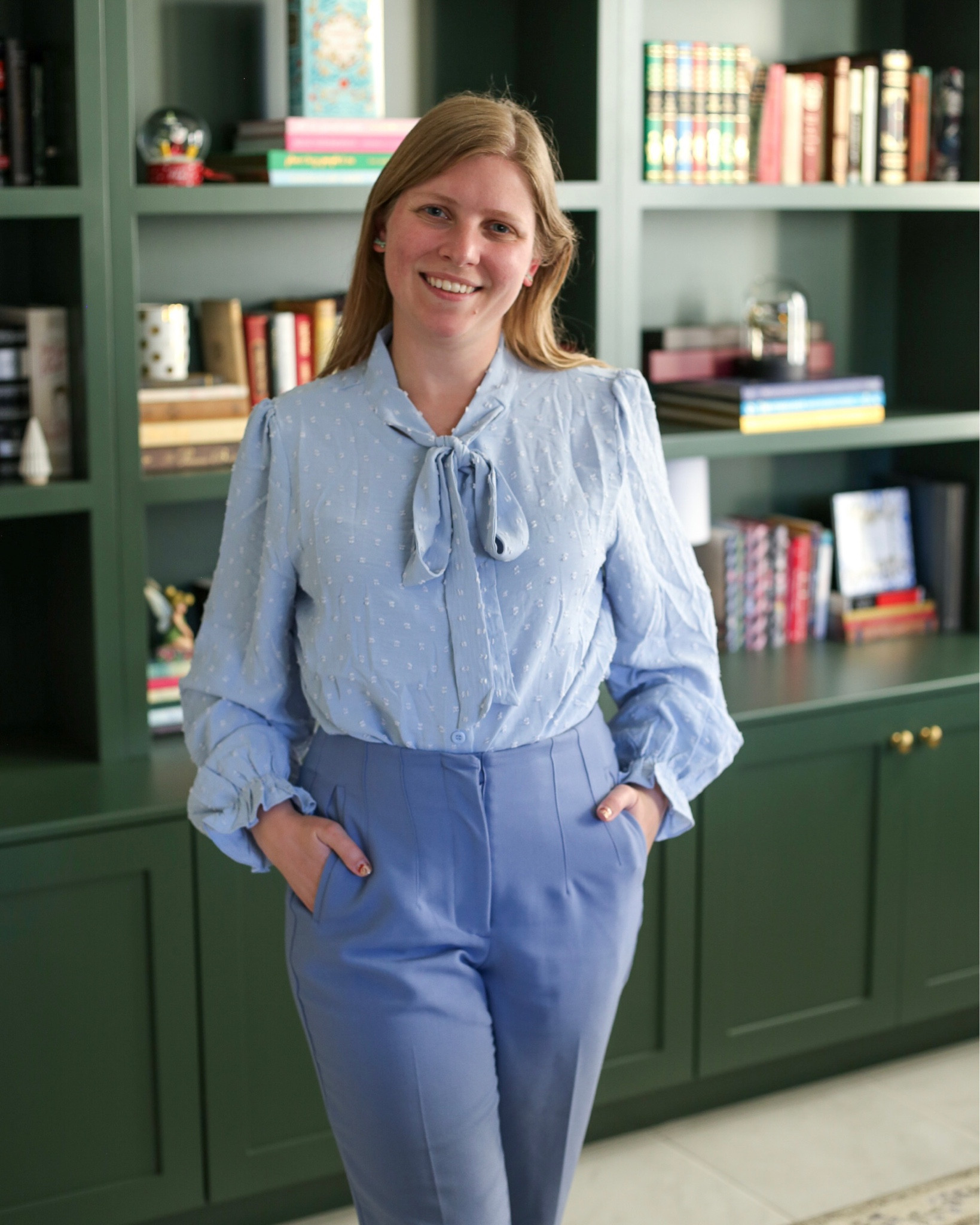 Monochromatic outfit for work. Blue on blue outfit  

#LTKfindsunder50 #LTKworkwear