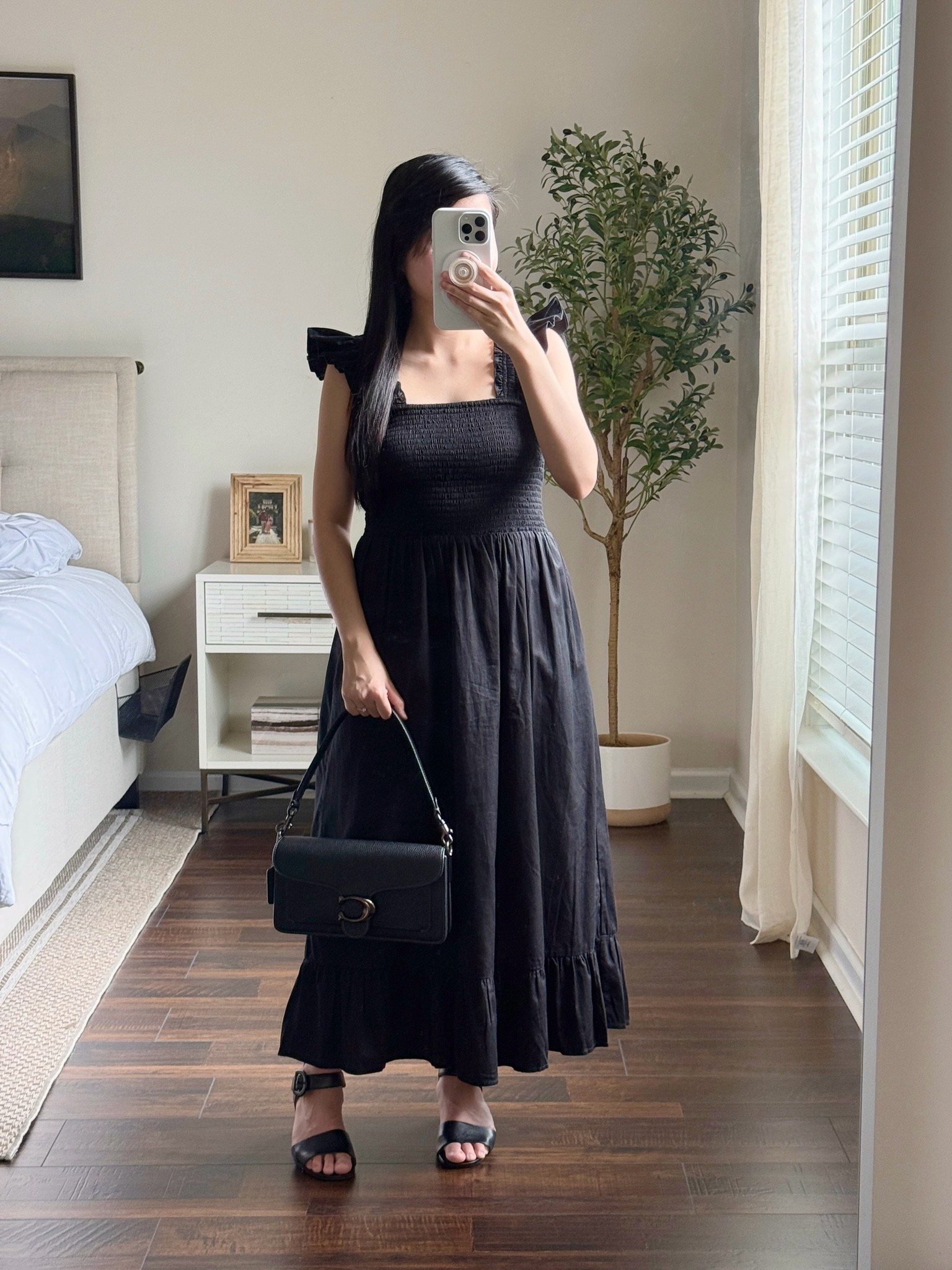 This Amazon dress is such a cute dupe for the Hill House nap dress! 🖤 It has the comfy smocked top, flowy silhouette, and side pockets that make it perfect for effortless summer outfits. Since I’m petite, it fits more like a maxi dress on me! ☺️ Such an easy throw-on dress for vacation, shopping days, or date nights! Linked it here with similar styles! 🫶🏻 #SmockedDress #SummerDress #Ootd

#LTKPetite #LTKSaleAlert #LTKootd