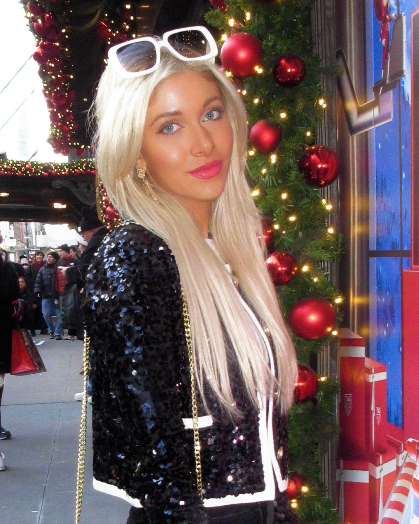 Sequin blazer, cropped blazer, workwear style, j crew, oversized sunglasses, winter fashion trends, winter outfit inspo, chunky gold earrings, New York outfit ideas

#LTKNYFW #LTKSeasonal #LTKMostLoved