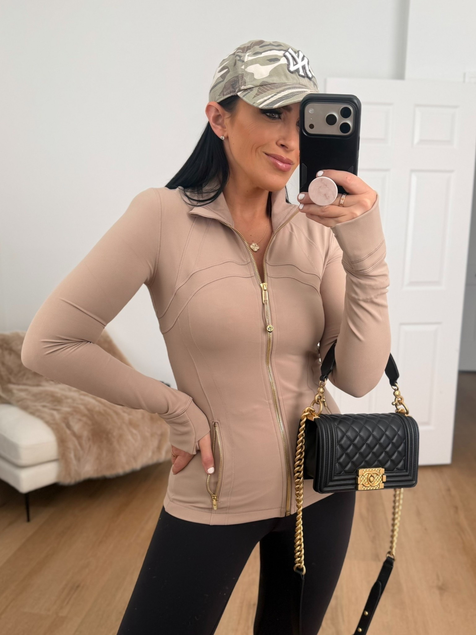 Define Jacket *Nulu wearing size 6. Wunder Train High-Rise Tight 25" wearing size 6. 