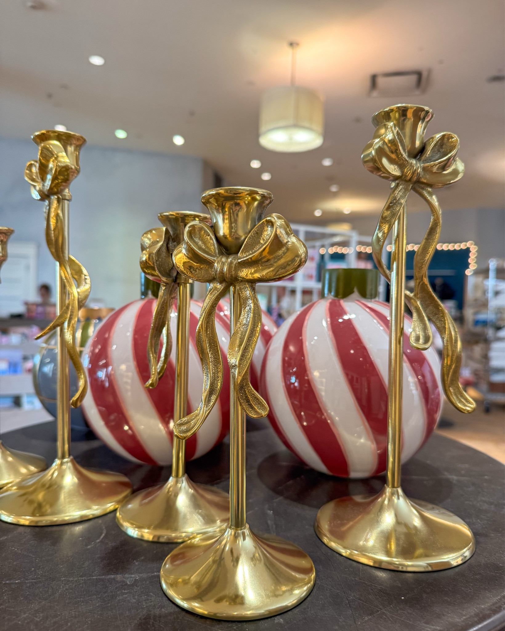 The most beautiful gold bow candleholders, perfect for the thanksgiving table and Christmas. Just beautiful! 

Can also make a great gift. Comes in a tall and shorter version.



#LTKSaleAlert #LTKGiftGuide #LTKHoliday