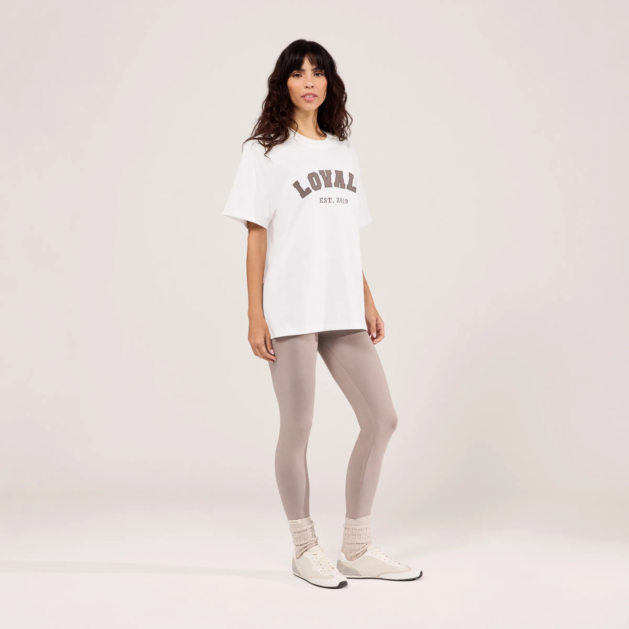 Graphic T-shirt Varsity | Off White | LOVALL