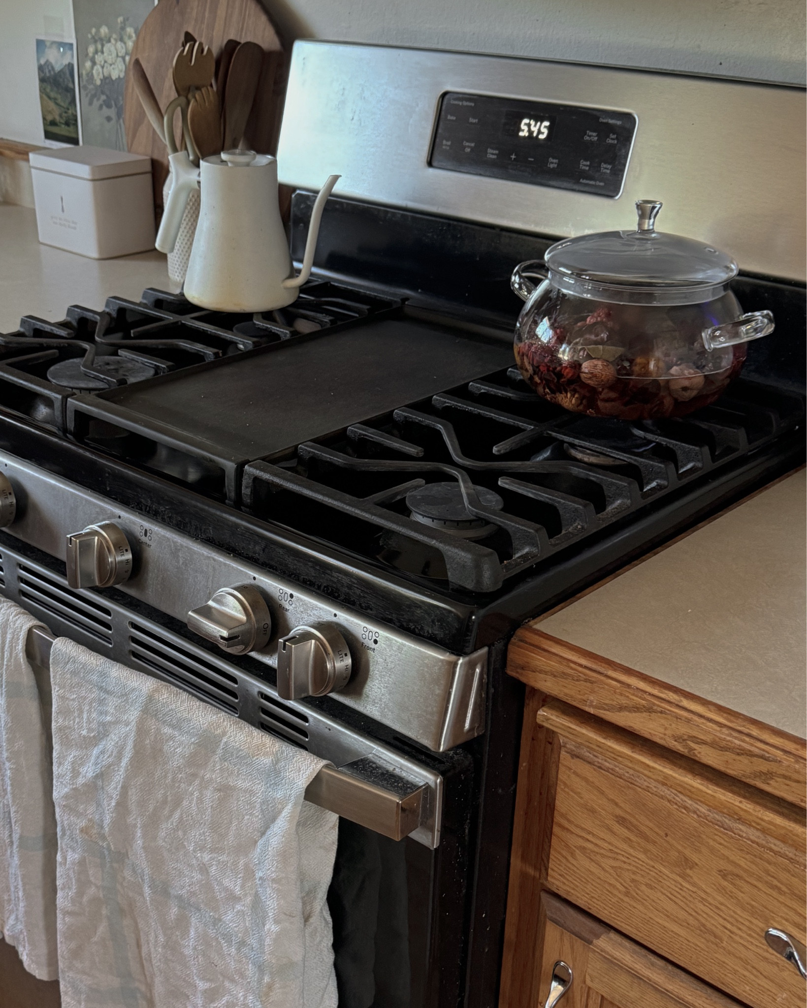 I’ve officially made the switch to summer pots instead of candles for creating cozy scents and I will never go back. I’ll link the one I got and the current potpourri blend I’ve been simmering ❤️

#LTKSeasonal #LTKHome