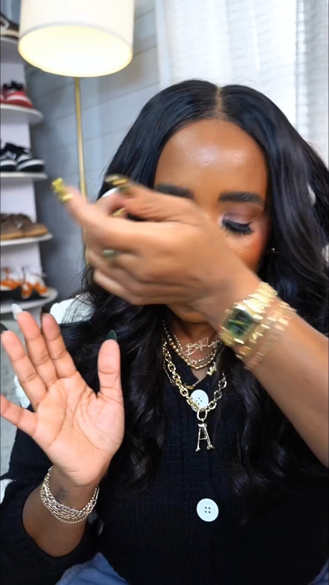 Top 5 Affordable Valentine’s Day Perfumes 💘 (all under $50 on Amazon)
Perfect for date night, Galentine’s, or the easiest luxury-feeling gift 🎁 These smell EXPENSIVE without the price tag.

✨ Sweet & Feminine – soft florals with a creamy vanilla finish (perfect for romantic dinners)
✨ Flirty Gourmand – warm sugar, vanilla & cozy notes that get compliments every time
✨ Fresh & Clean – light, pretty, and perfect for everyday or daytime dates
✨ Bold & Sexy – rich, deep, and confident for night out energy
✨ Soft Floral Musk – elegant, timeless, and gift-worthy for any age

All are long-lasting, Amazon finds, and make amazing Valentine’s gifts 💌
Linked here so you can shop them easily 🤍

#LTKbeauty #LTKunder50 #ValentinesPerfume #AffordablePerfume #AmazonFinds #PerfumeTok #GiftIdeasForHer #DateNightScent #FragranceLover #PerfumeFinds