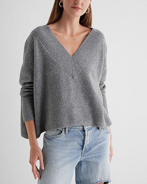 Relaxed V-neck Sweater | Express