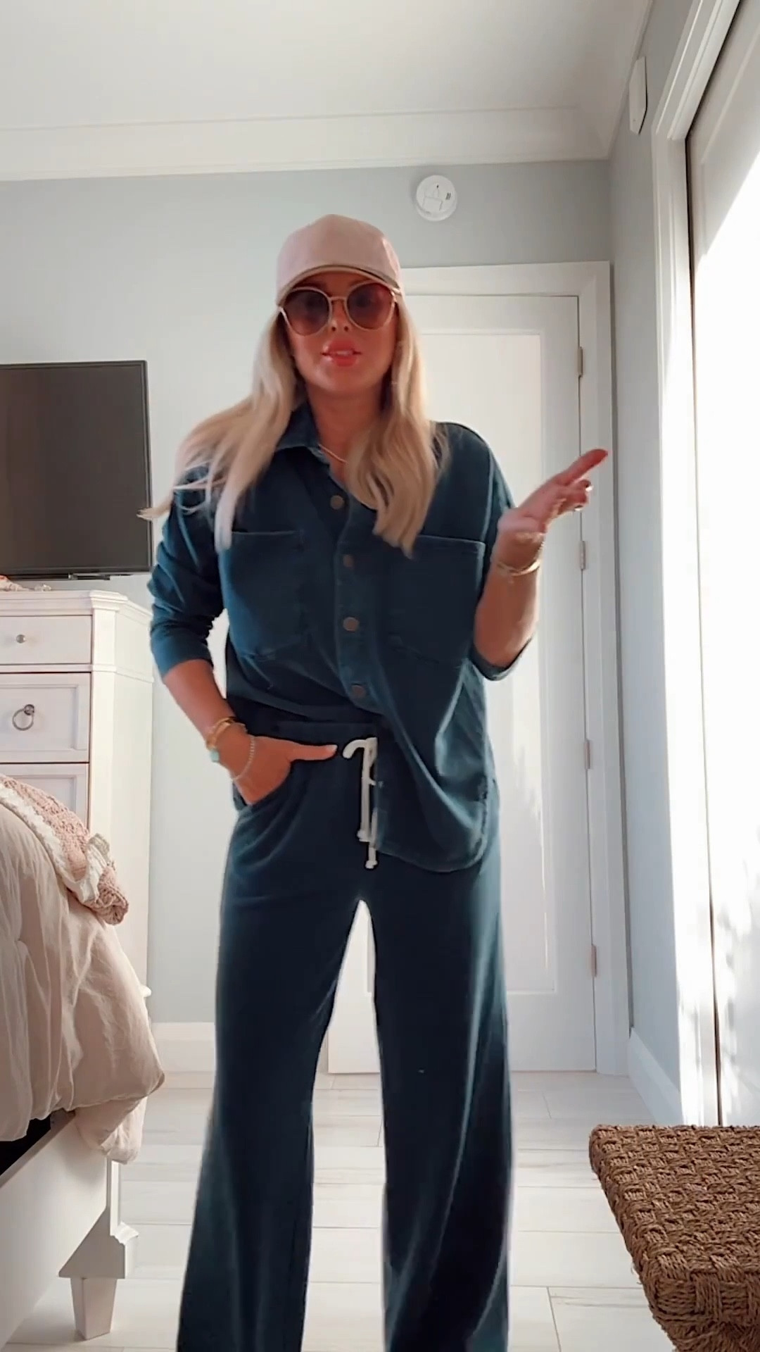 Best seller set, but it’s KNIT! 😍🔥

Travel outfit. Set. Matching set  

#LTKOver40