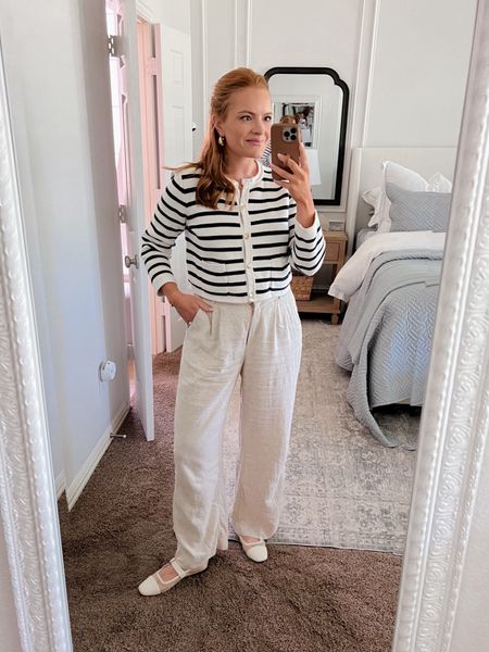 Today’s work from home look! Recently got these shoes in for my trip but I love them with these linen slacks!

Sizing:
Ballet flats: 7.5 (tts but could go down half a size)
Linen pants: 27
Lady jacket: smalll

#LTKSeasonal #LTKstyletip #LTKfindsunder100