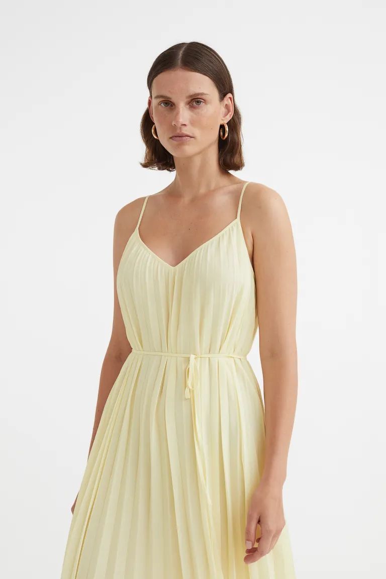 Pleated Chiffon Dress | H&M (US)