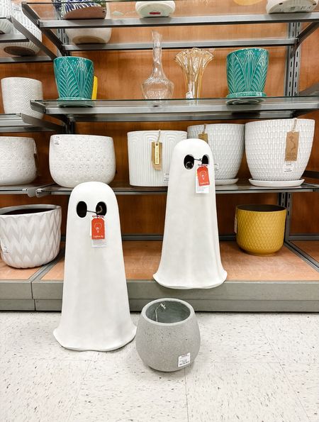 Light up ghosts for Halloween decorating can be used outdoor as well! I plan on using these to decorate my front steps for fall with some mum planters mixed in!

Halloween decor, fall front porch, outdoor ghosts 

#LTKFind #LTKhome #LTKSeasonal