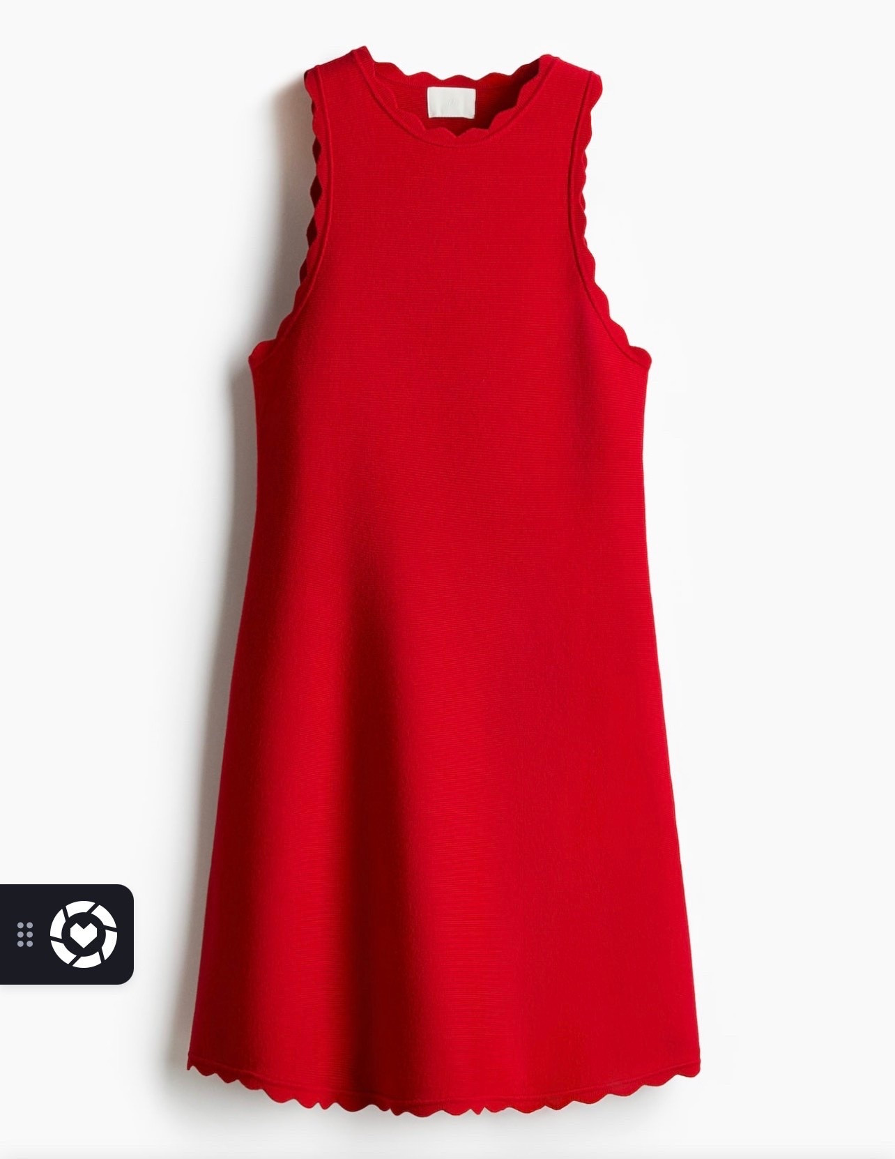 H&M Scallop mini dress

#LTKSaleAlert