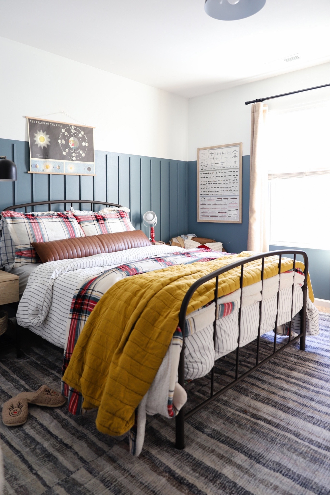 Boys room, Christmas decor in a kids room, Christmas bedding

#LTKhome #LTKHoliday #LTKkids