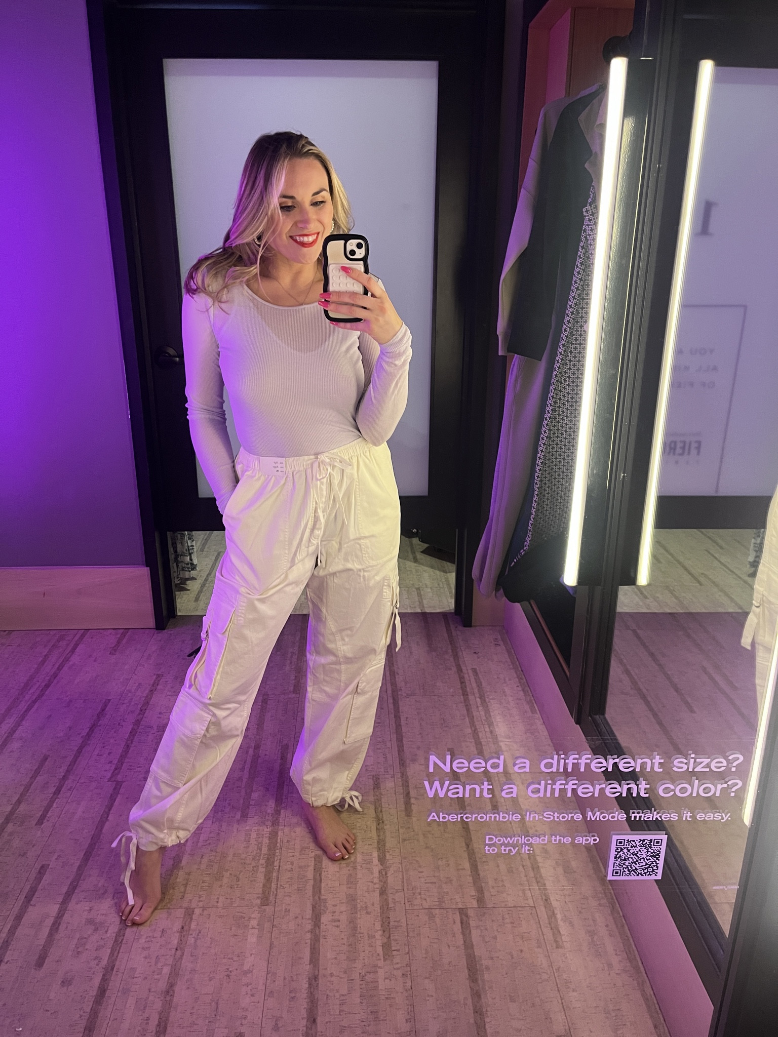 I don’t think I could pick just one look to buy from my most recent try on but this would be in my top 3 for sure. It was comfy, chic, and can be dressed up or down 

Also can we talk about how top tier the dressing rooms are in Abercrombie at the Mall of America. Which lighting do you want? Want music? How loud? You control it all!



#LTKSpringSale #LTKfindsunder100 #LTKstyletip