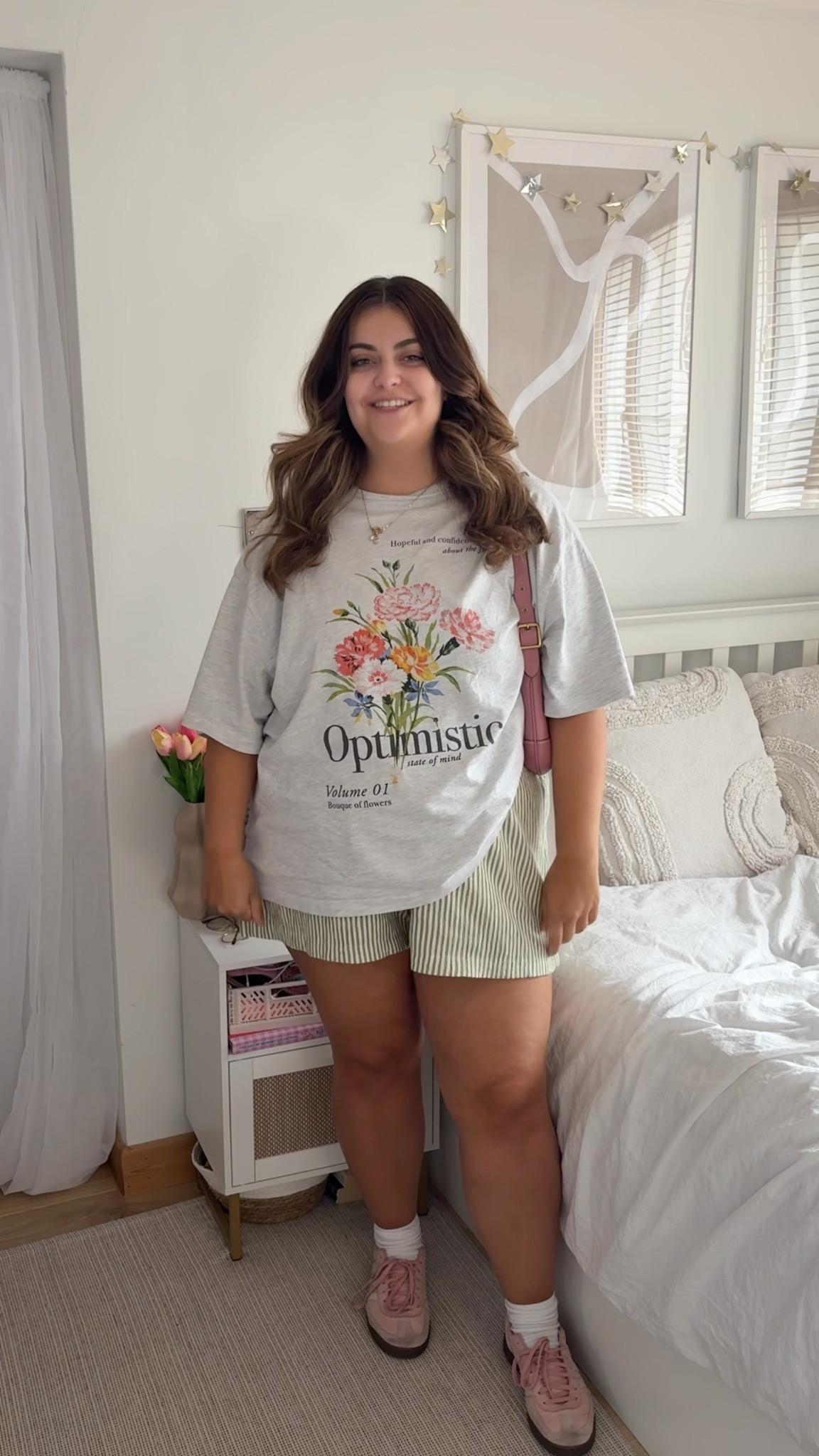 Toss toss leg for stripes and oversized tees 👌

Oversized T-shirt, graphic tee, graphic T-shirt, stripe shorts, stripe trousers, easy outfit, midsize outfit, summer outfit, summer outfits, ways to wear, 

#LTKuk #LTKsummer #LTKmidsize