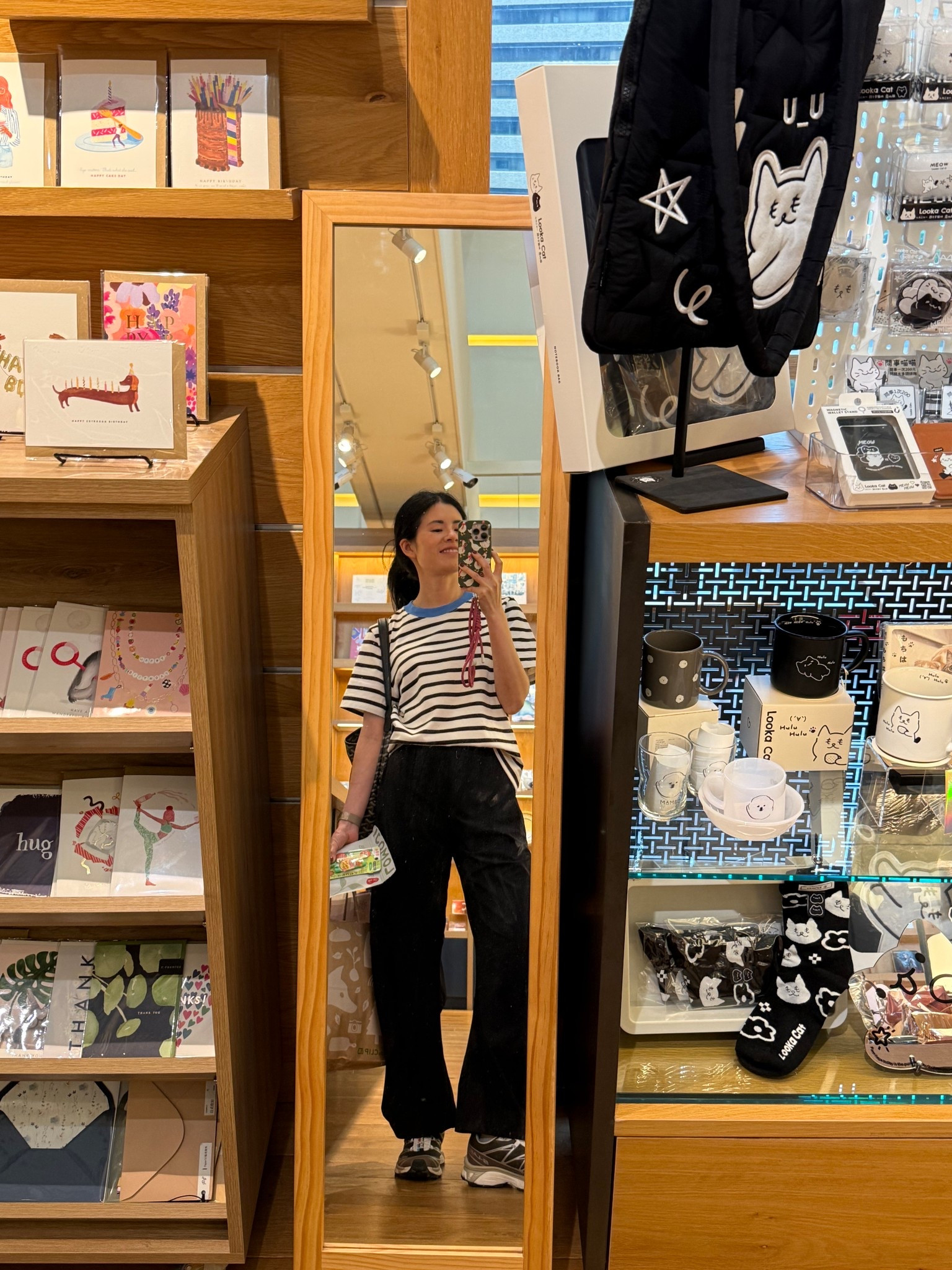 Cos tee: tts. In a xs
Ruti pants: regular length size 4. Fits loose and I love it 
Salomon xt 6 tts  

#LTKcanada #LTKpetite