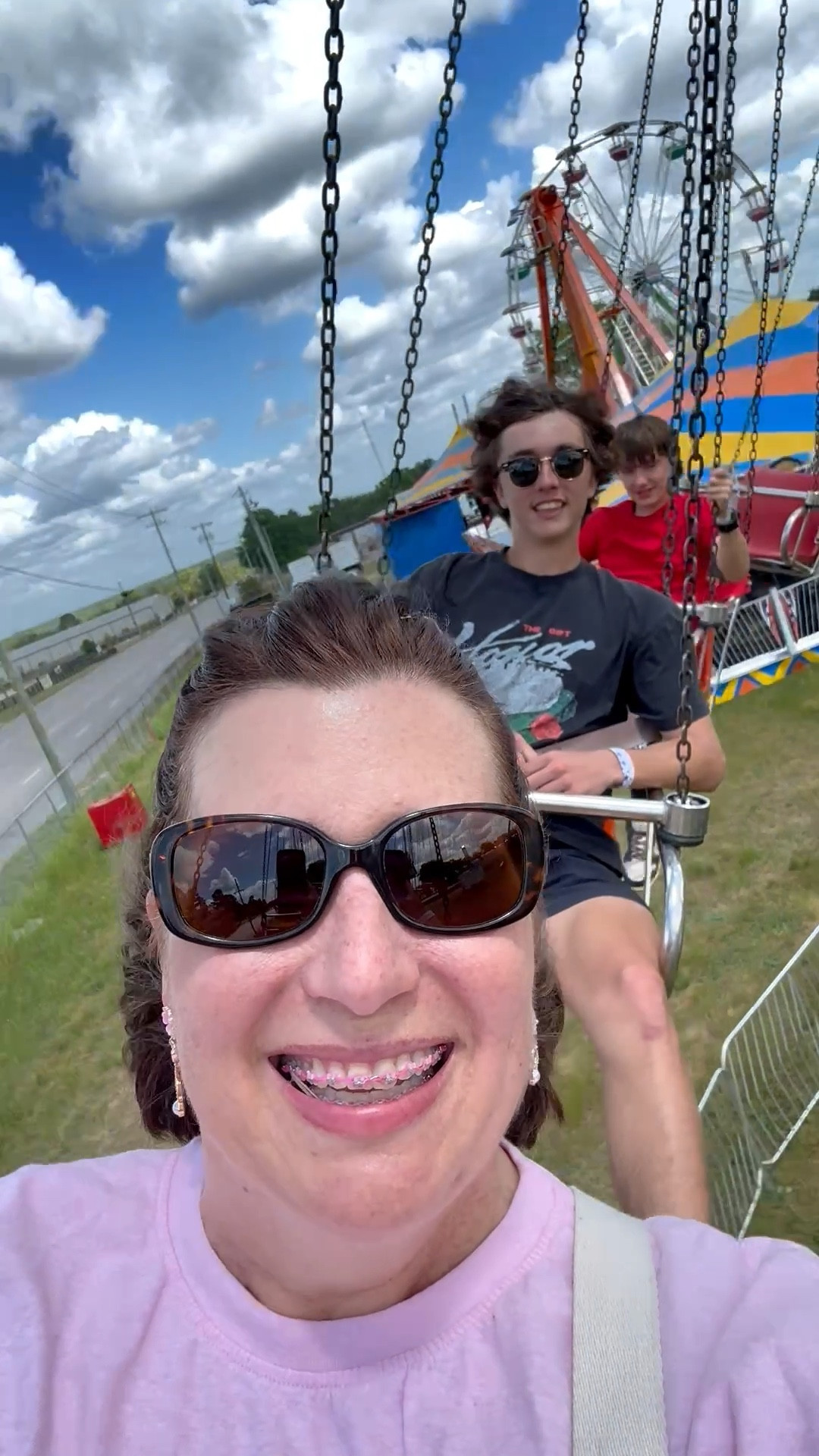 🎡 I had a fun day at our local spring fair. I shocked my boys by actually riding some of the rides. 

🎢 I get motion sickness really easily but I had fun!!!! 

🍋 I enjoyed fair food including a footlong corn dog and lemonade!!!!

#LTKFestival #LTKfoodie #LTKActive
