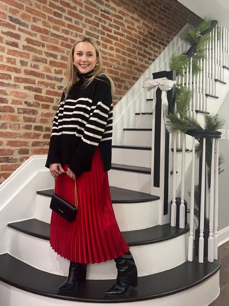 Stripe Sweater Outfit Ideas

#LTKHoliday #LTKSeasonal #LTKfindsunder50