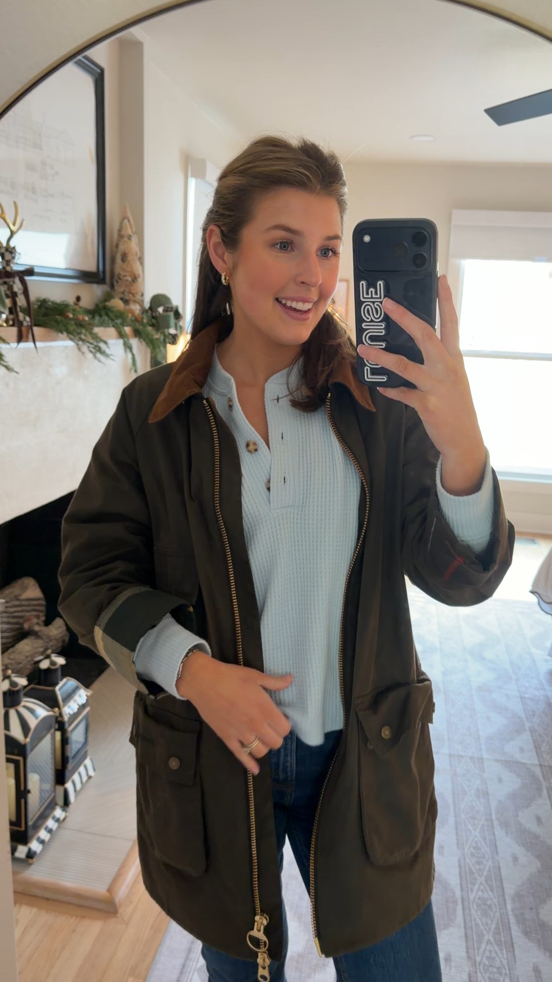 OOTD today! Wearing a S in top, 6 in jacket and 26 in jeans 