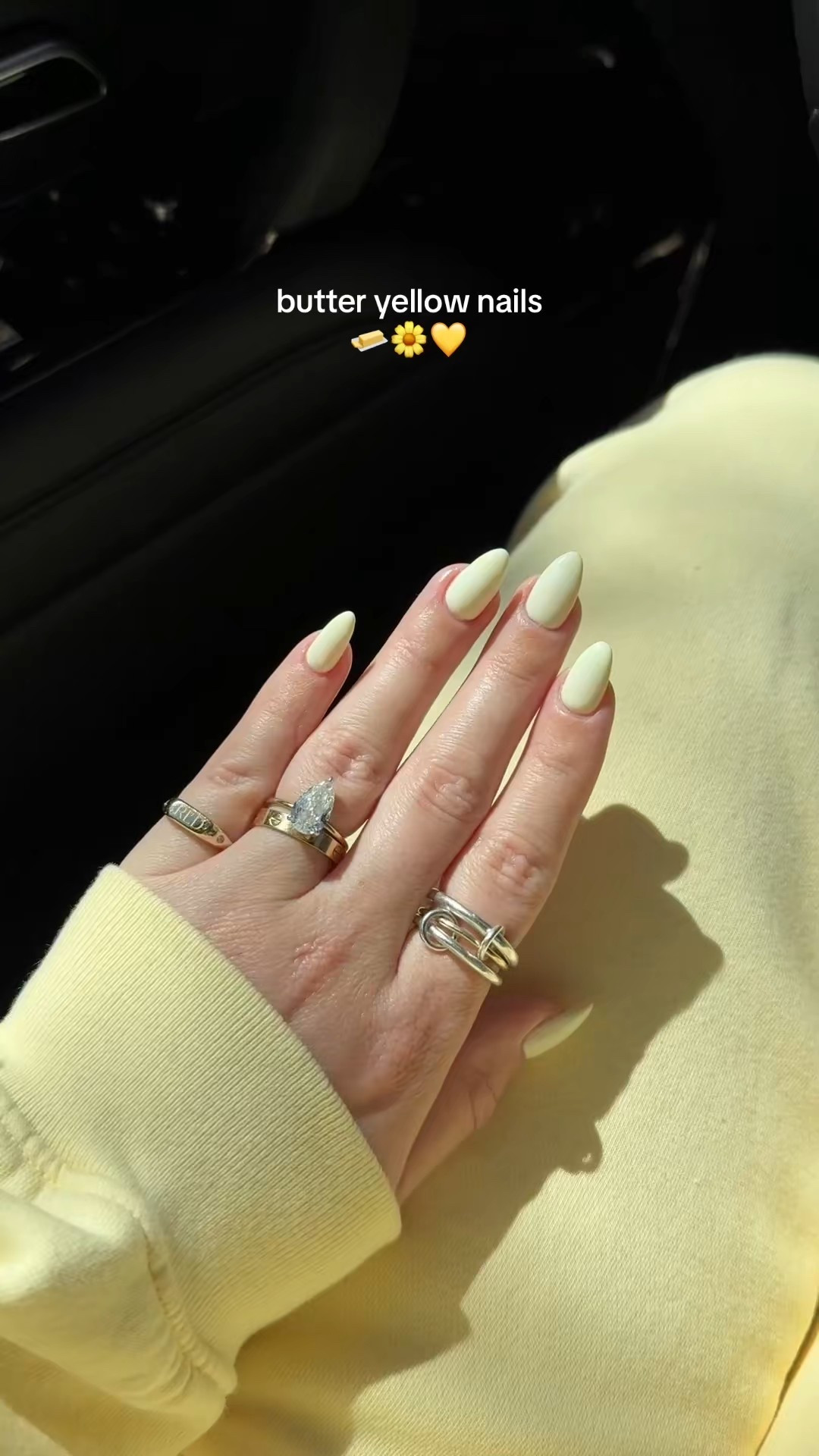 Butter yellow nails 

#LTKStyleTip #LTKBeauty