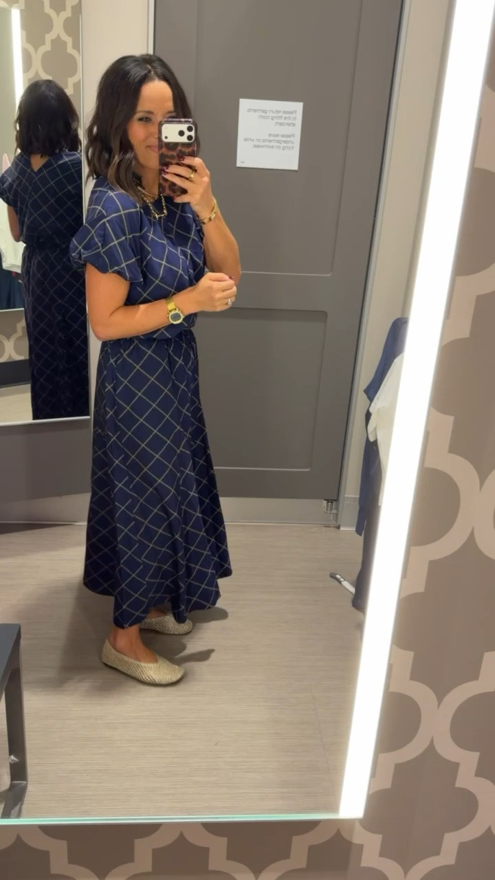 plaid print is giving Ralph Lauren vibes in the best way! Such a cute piece to dress up with trousers or keep casual with jeans. Wearing an XS/2 🤎

@Target 

#TargetFinds #TargetFashion #TargetStyle #RalphLaurenVibes #FallFashion #FallStyle #PuffSleeve #AffordableFashion #FashionFinds #LTKCreator #LTKFashion

#LTKootd