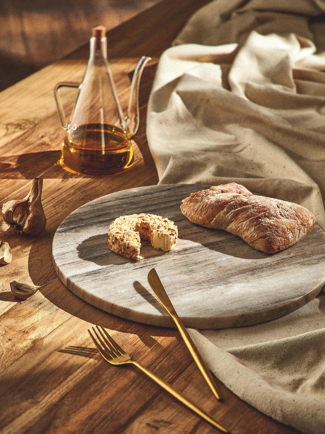 Deko-Servierplatte Como aus Marmor | Westwing EU